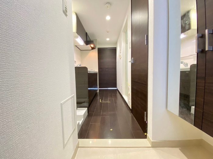 物件内観写真8　(廊下)