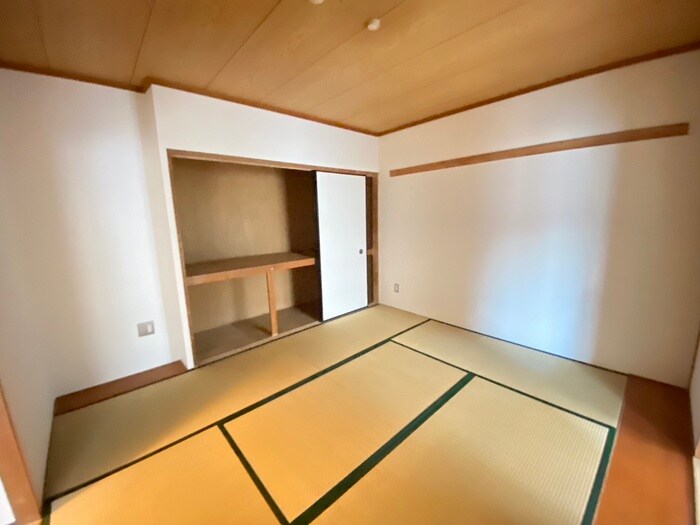 物件内観写真9　(居室)