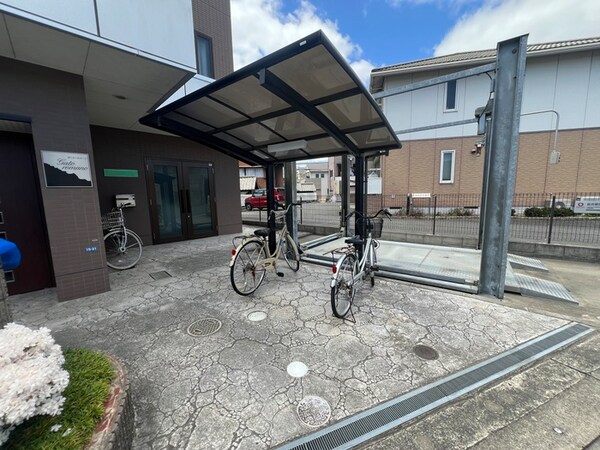 駐輪場