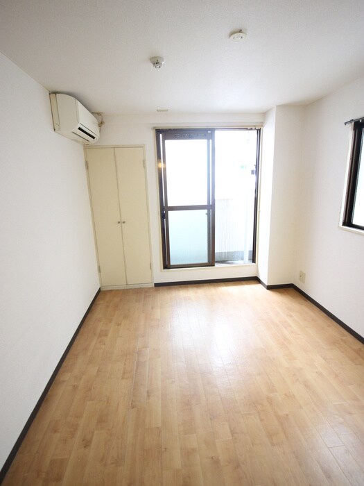 物件内観写真11　(居室)