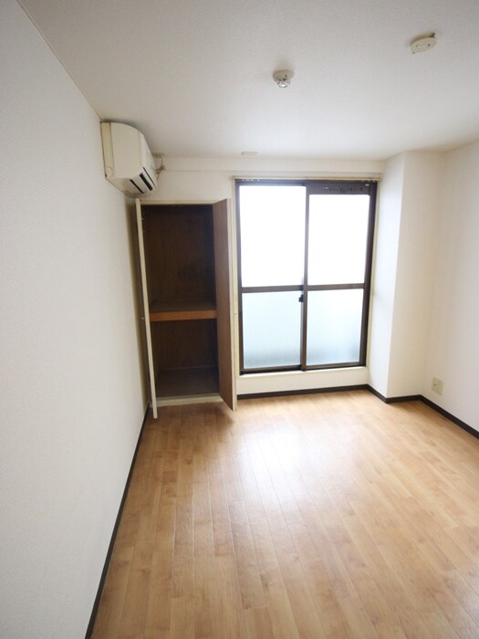 物件内観写真17　(居室)