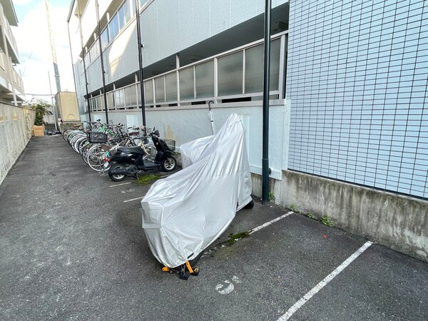 駐輪場