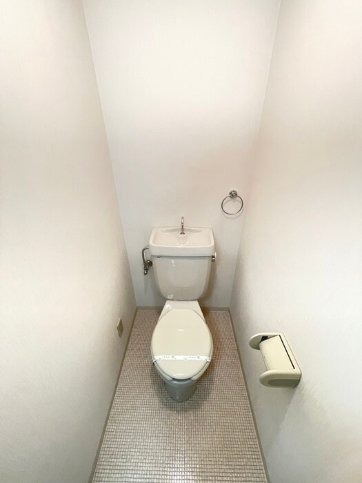 物件内観写真11　(トイレ)