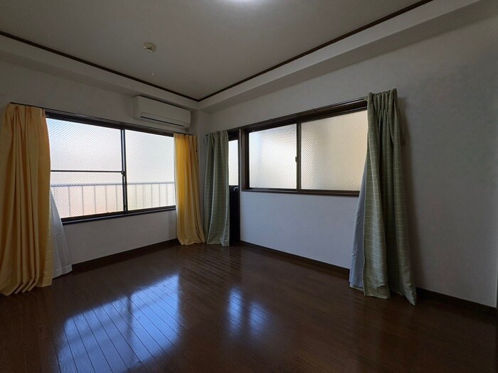 物件内観写真5　(居室)