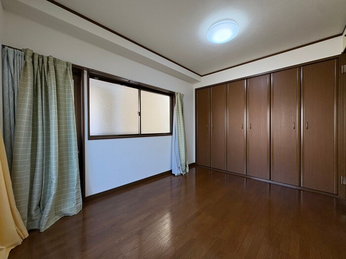 物件内観写真7　(居室)