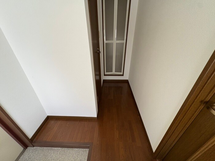 物件内観写真15　(廊下)