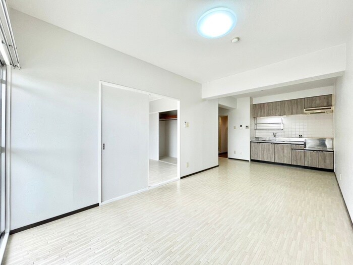 物件内観写真7　(居室)