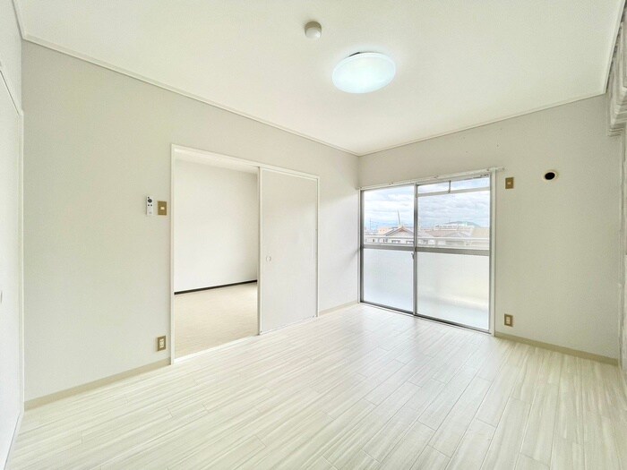 物件内観写真10　(居室)