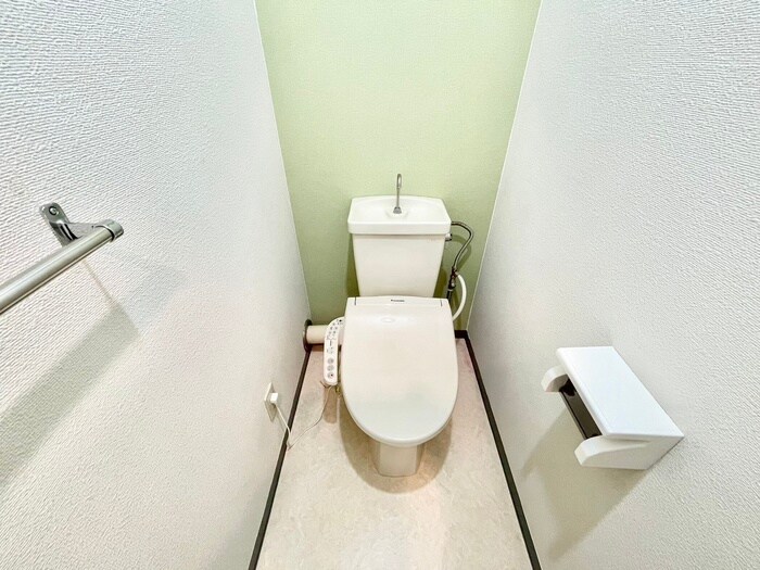 物件内観写真11　(トイレ)