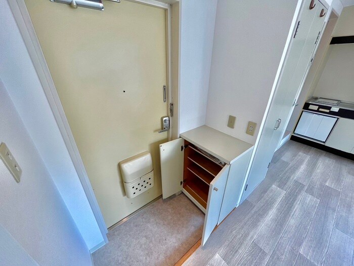 物件内観写真14　(靴箱)