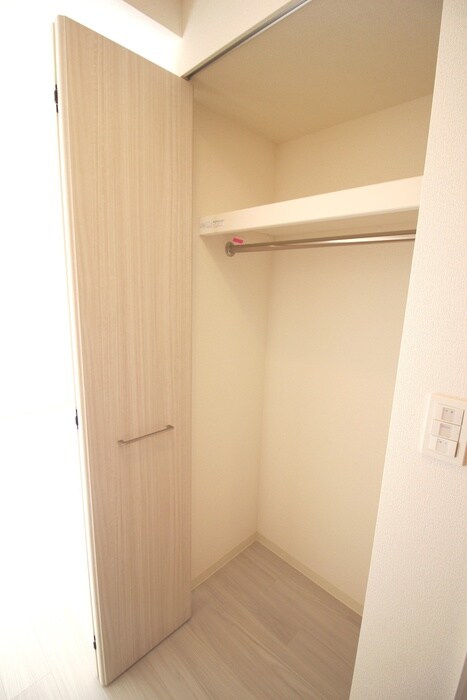 物件内観写真16　(収納)