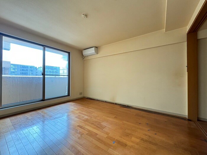 物件内観写真5　(居室)