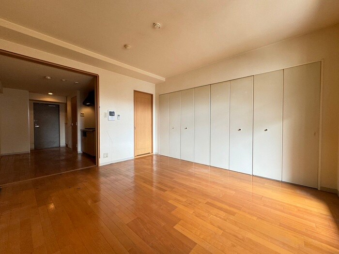 物件内観写真6　(居室)