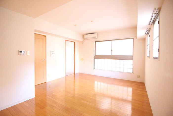 物件内観写真6　(居室)