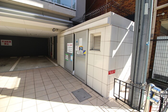 物件外観写真4　(建物設備)