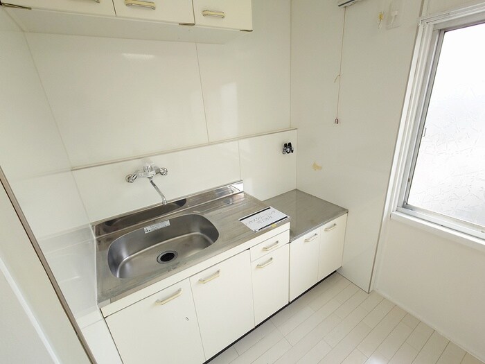 物件内観写真8　(キッチン)