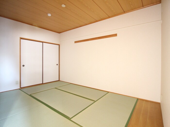 物件内観写真11　(居室)