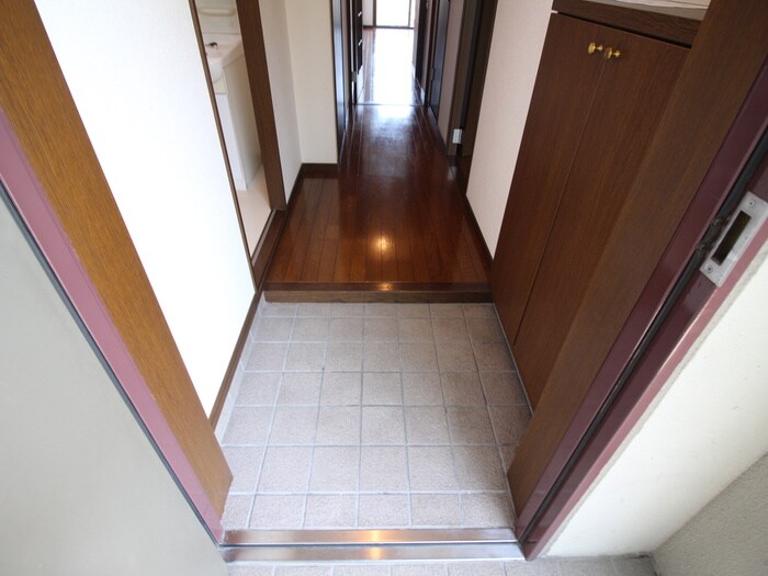 物件内観写真21　(玄関)