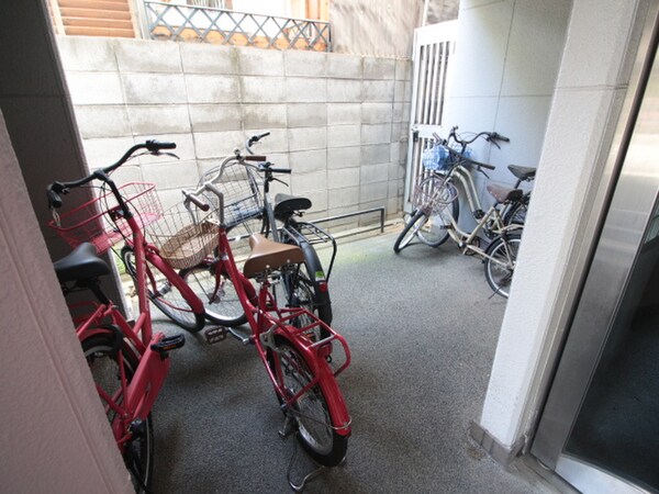 駐輪場