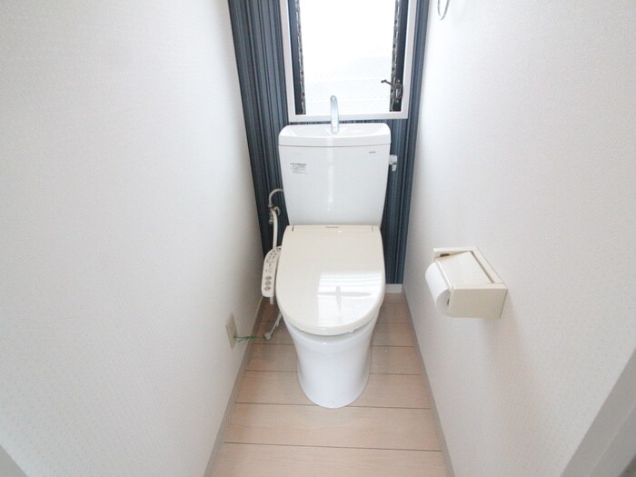 物件内観写真13　(トイレ)