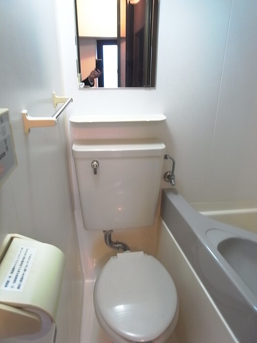 物件内観写真15　(トイレ)