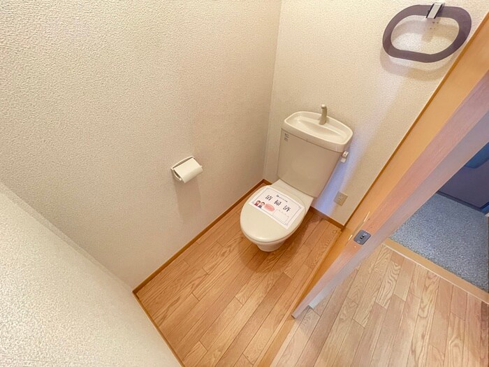 物件内観写真10　(トイレ)