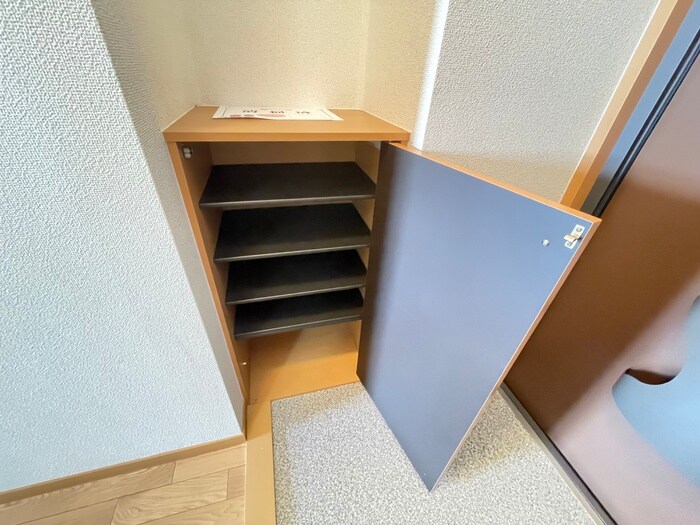 物件内観写真19　(靴箱)