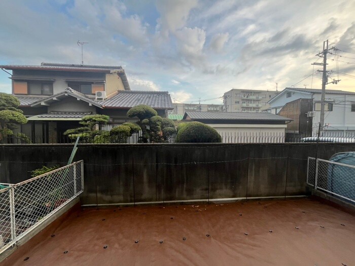 物件内観写真14　(室内からの展望)