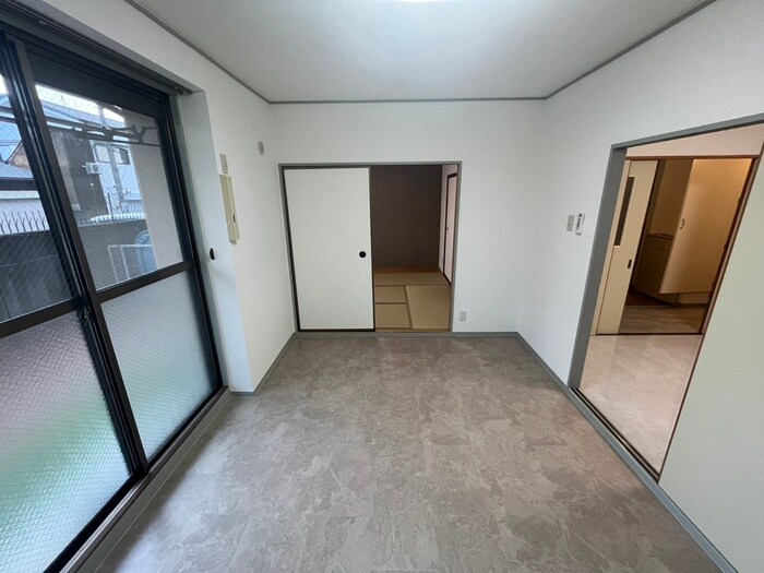 物件内観写真22　(居室)