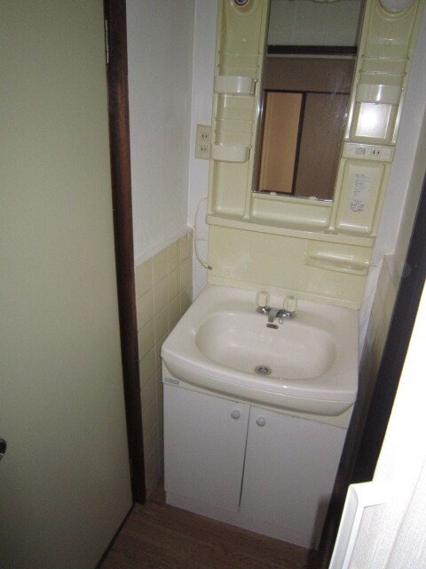 物件内観写真13　(洗面)