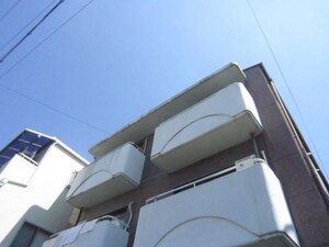 ラフィ－ネ７号館外観写真
