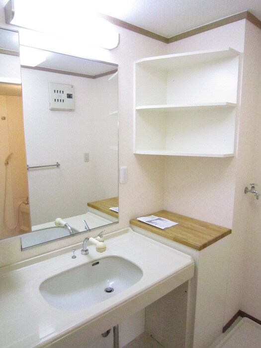 物件内観写真9　(洗面)