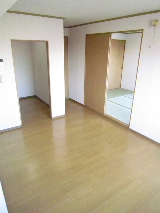 物件内観写真13　(居室)