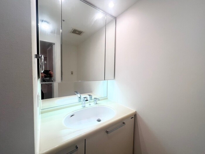 物件内観写真9　(洗面)