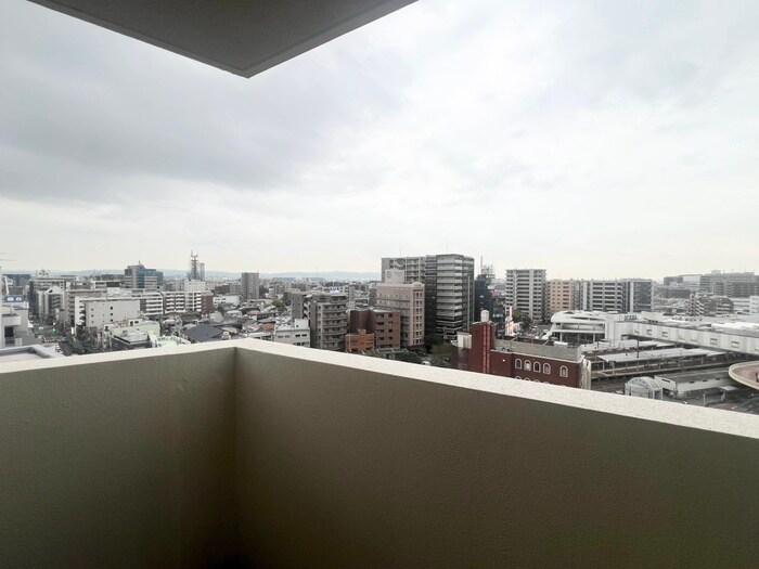 物件内観写真19　(室内からの展望)