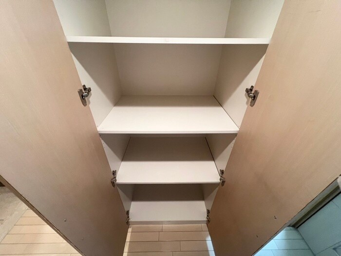 物件内観写真20　(収納)