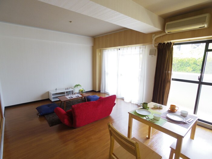 物件内観写真7　(居室)