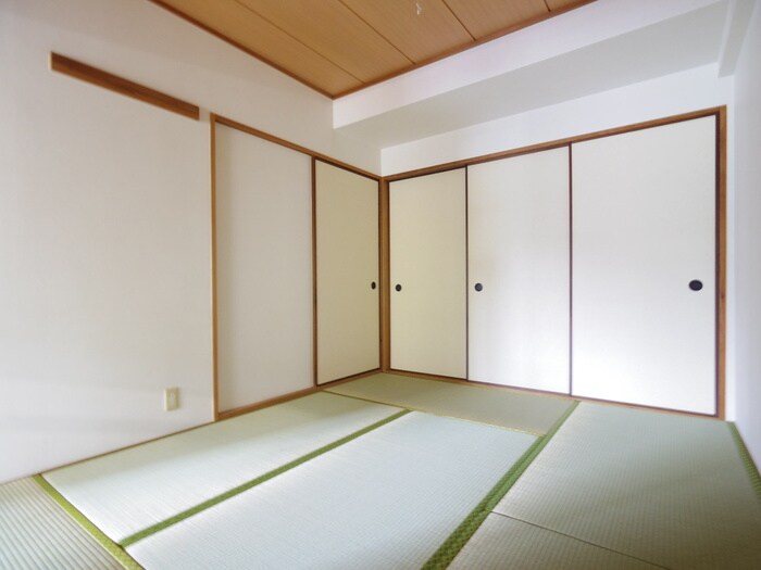 物件内観写真14　(居室)