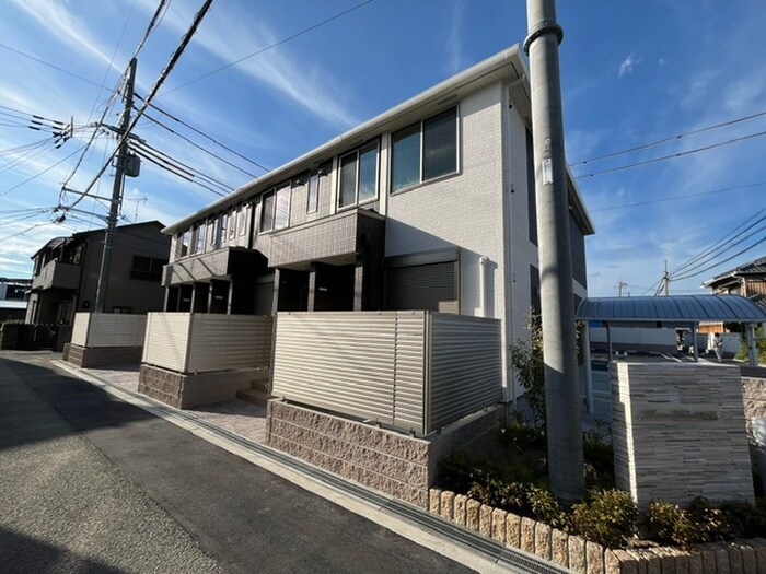 物件外観写真1　(外観写真)