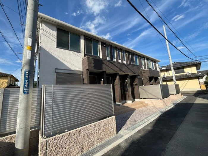 物件外観写真2　(外観写真)