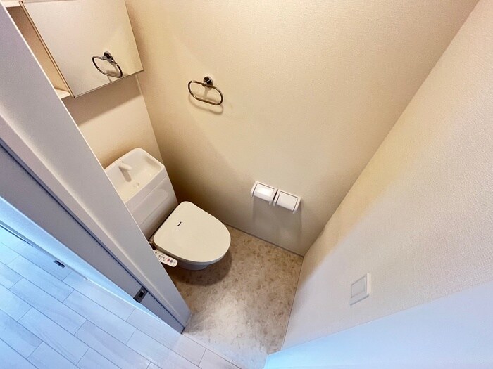 物件内観写真12　(トイレ)