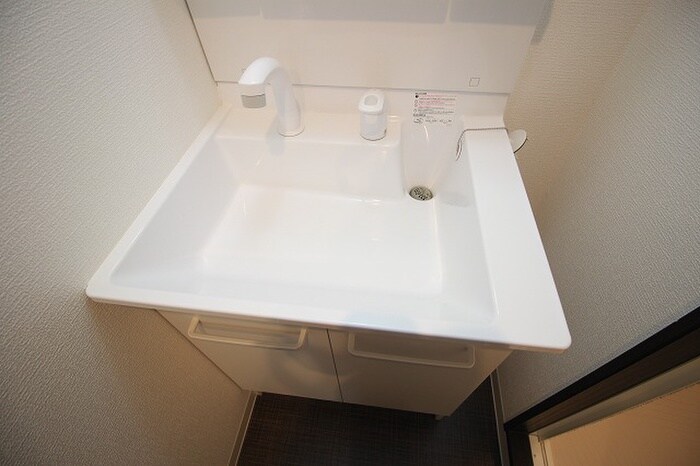 物件内観写真12　(洗面)