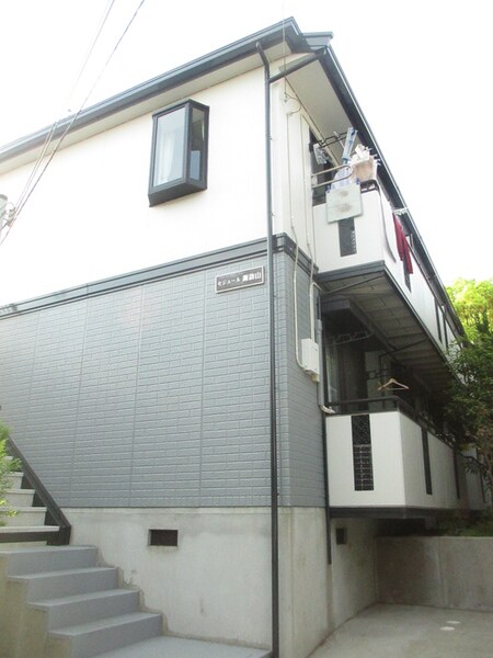 セジュール諏訪山外観写真