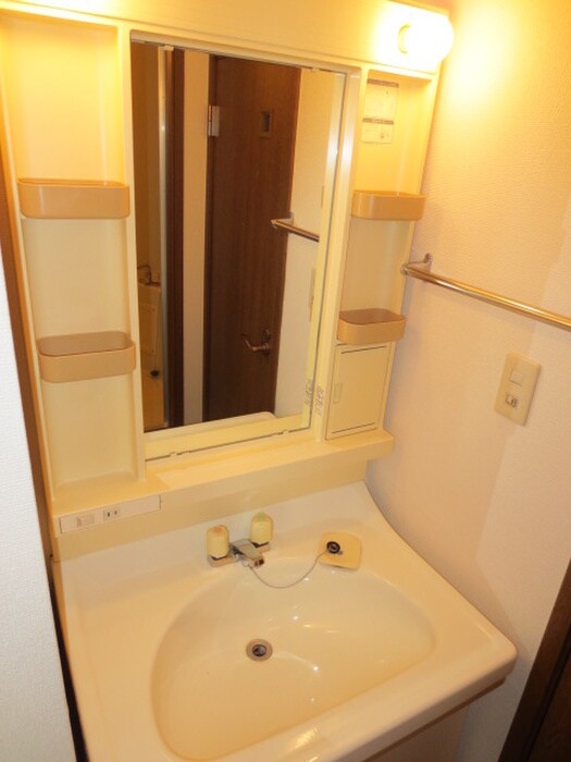 物件内観写真8　(洗面)