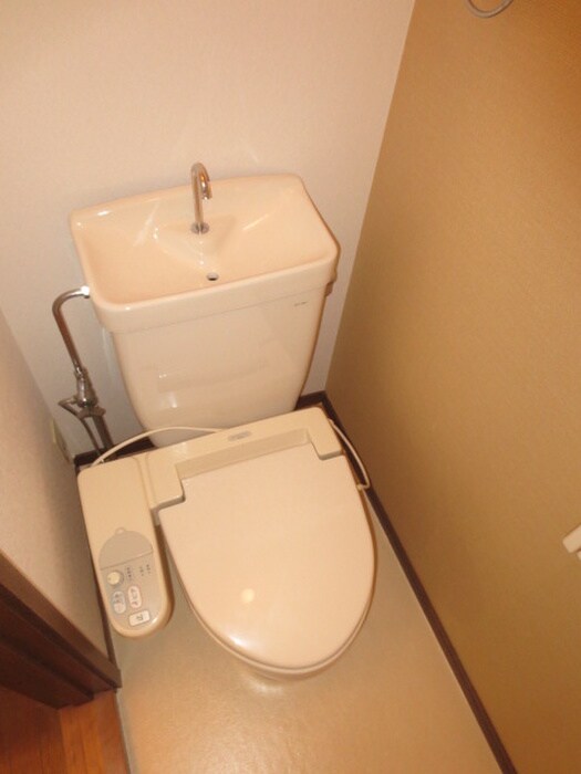 物件内観写真9　(トイレ)