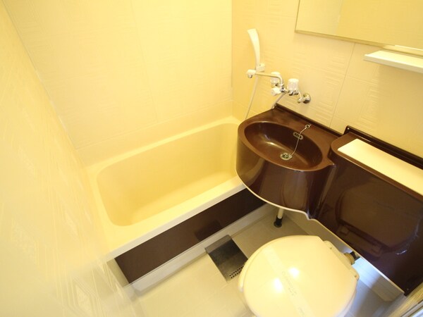 バス／シャワールーム等