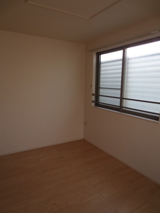 物件内観写真13　(居室)