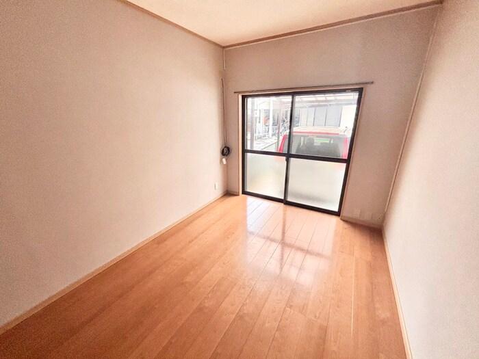 物件内観写真13　(居室)