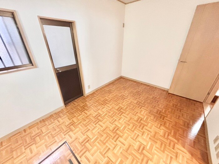 物件内観写真18　(居室)