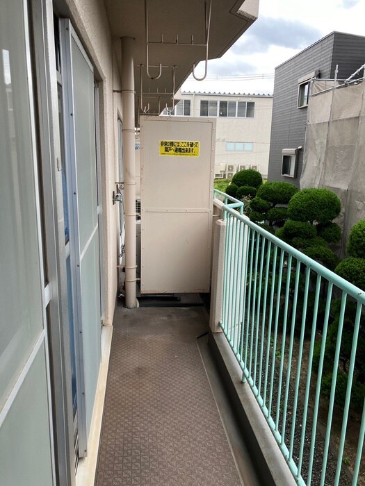 物件内観写真16　(洗濯機置場)